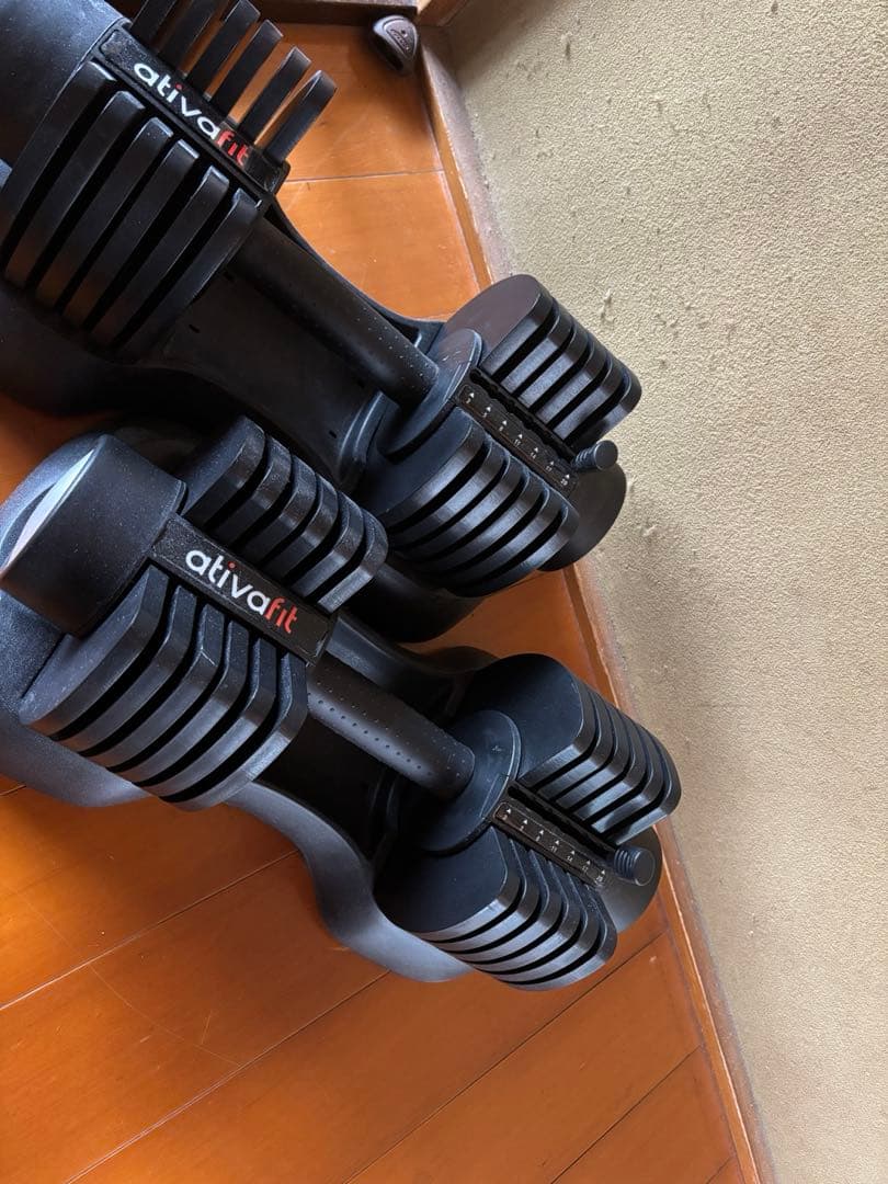 ativafit 可変式ダンベルセット 最大20kg ✖️2個 - メルカリ