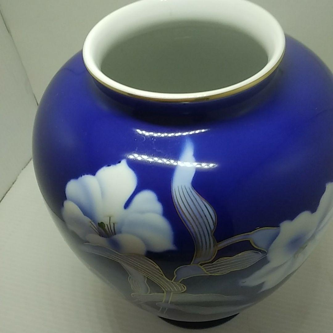 ４１２宮内庁御用達アンティーク深川製磁花瓶ゆり　24.5cm