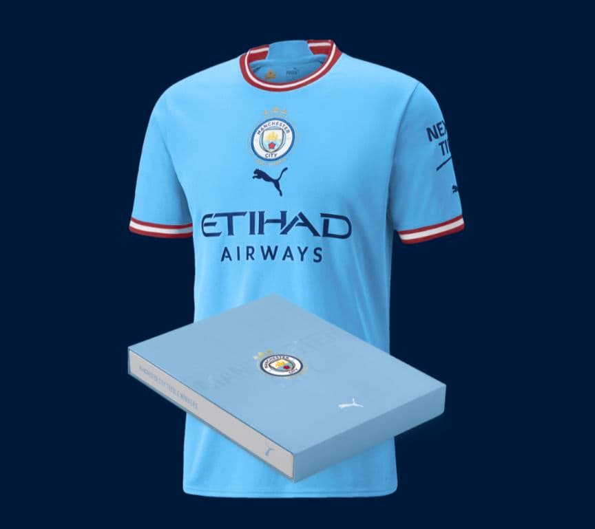 マンチェスターシティ トレブル記念ユニフォーム - メルカリ