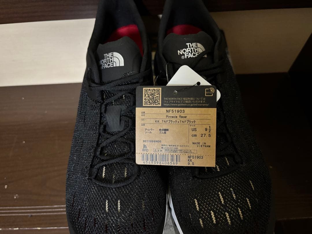 ノースフェイス　ランニングシューズ　ブラック　新品　27.5cm