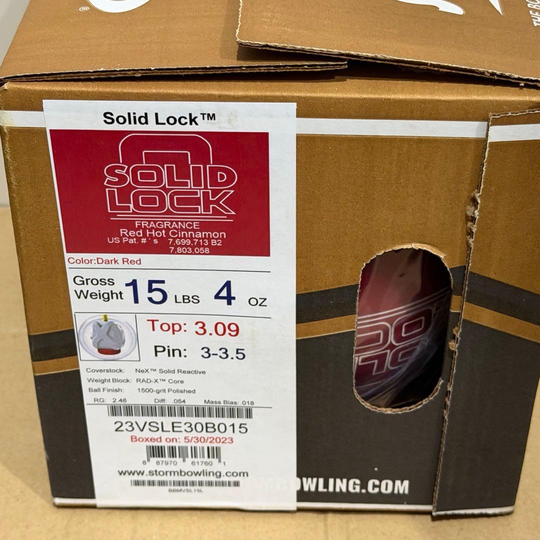 ソリッドロック 15ポンド 新品未使用品 ボウリングボール - メルカリ