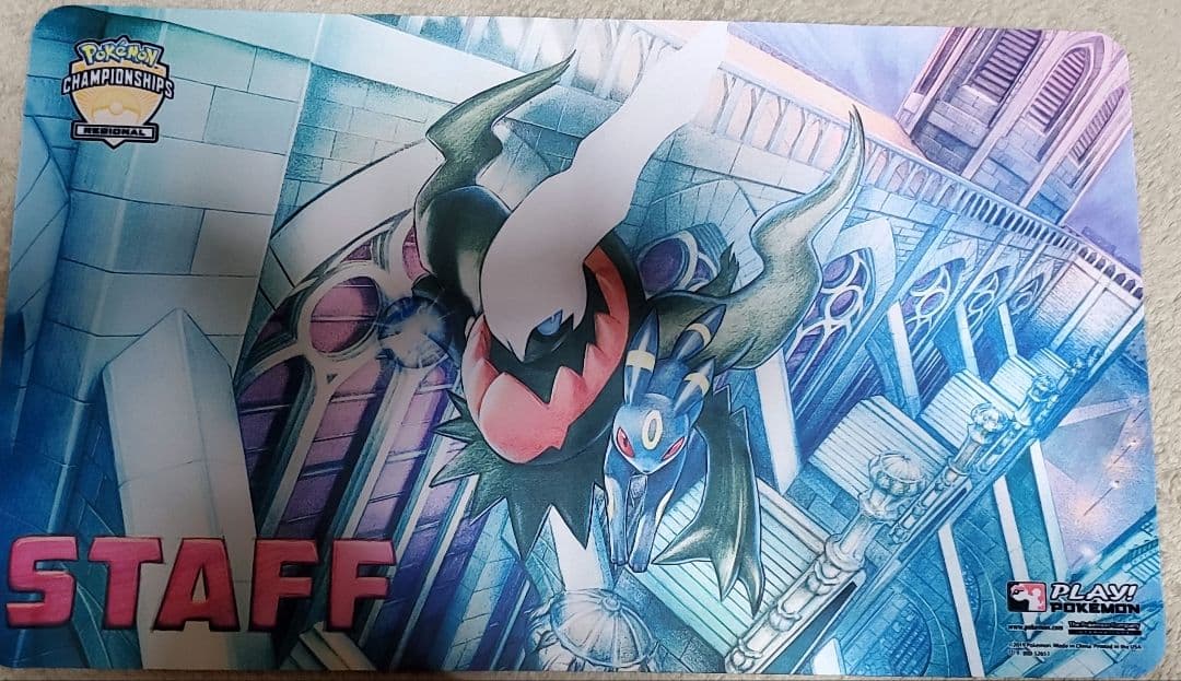 ポケカ　ダークライ&ブラッキー　staffプレイマット　海外 プレイマット ダークライ ブラッキー 海外限定モデル 新品未使用 1枚の
