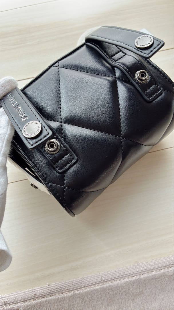 マークアンドロナ】2WAYウエストポーチ - メルカリ