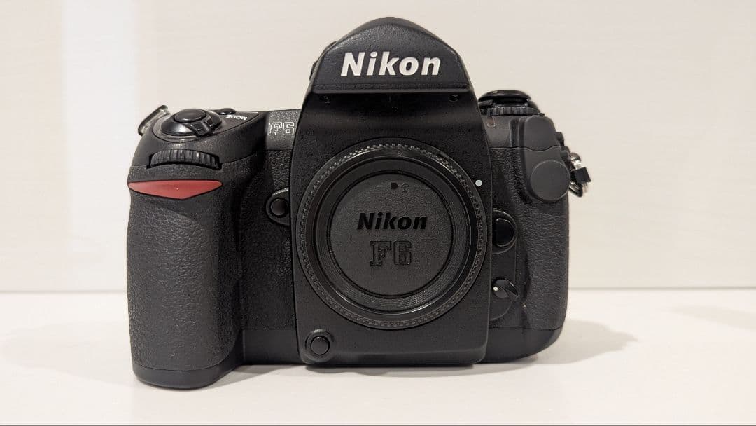 ニコンF6　MB-40　レンズ等セット バッテリーパック MB-40（F6用） - 概要 | アクセサリー | ニコン