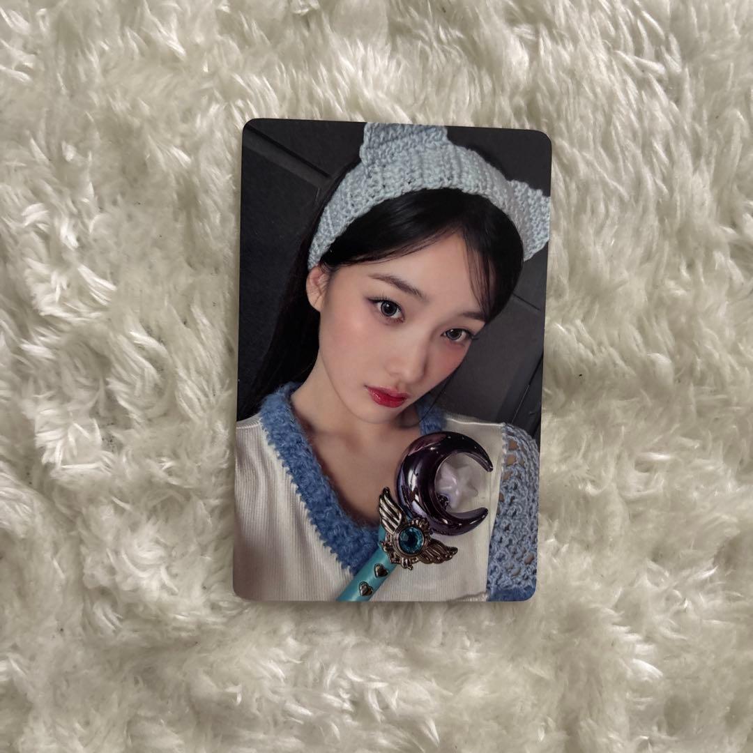 ILLIT イロハ bomb 中華 withfans 一直娯 yizhiyu - メルカリ