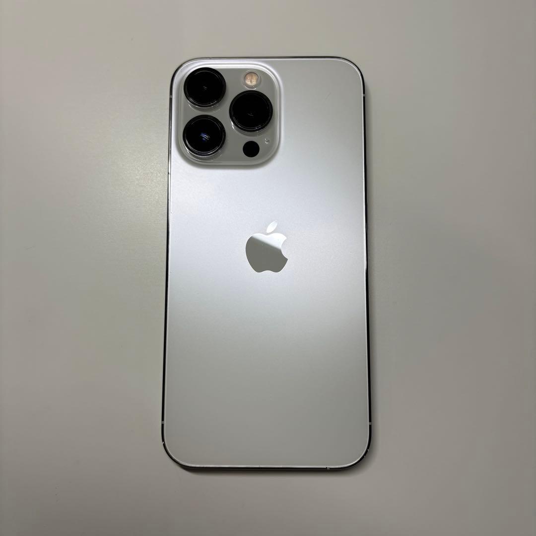 iPhone13 pro シルバー 256GB SIMフリー バッテリー83％
