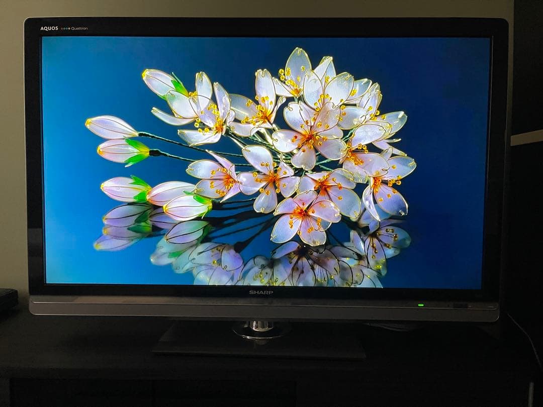 世界の亀山モデル 世界初の4原色最高画質SHARP AQUOS LC-46LX3 - メルカリ