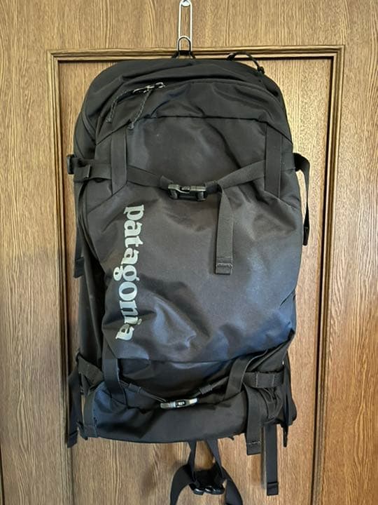 patagonia パタゴニア ショップ スノードリフターパック 30L 黒