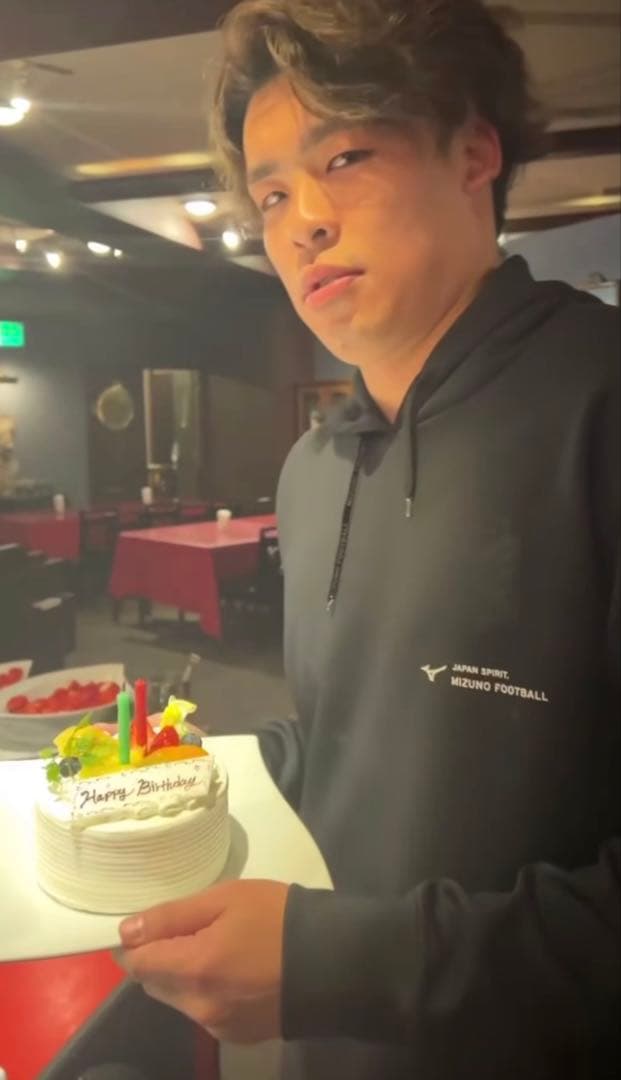 2025 北海道コンサドーレ札幌 支給 移動着 上下セット - メルカリ