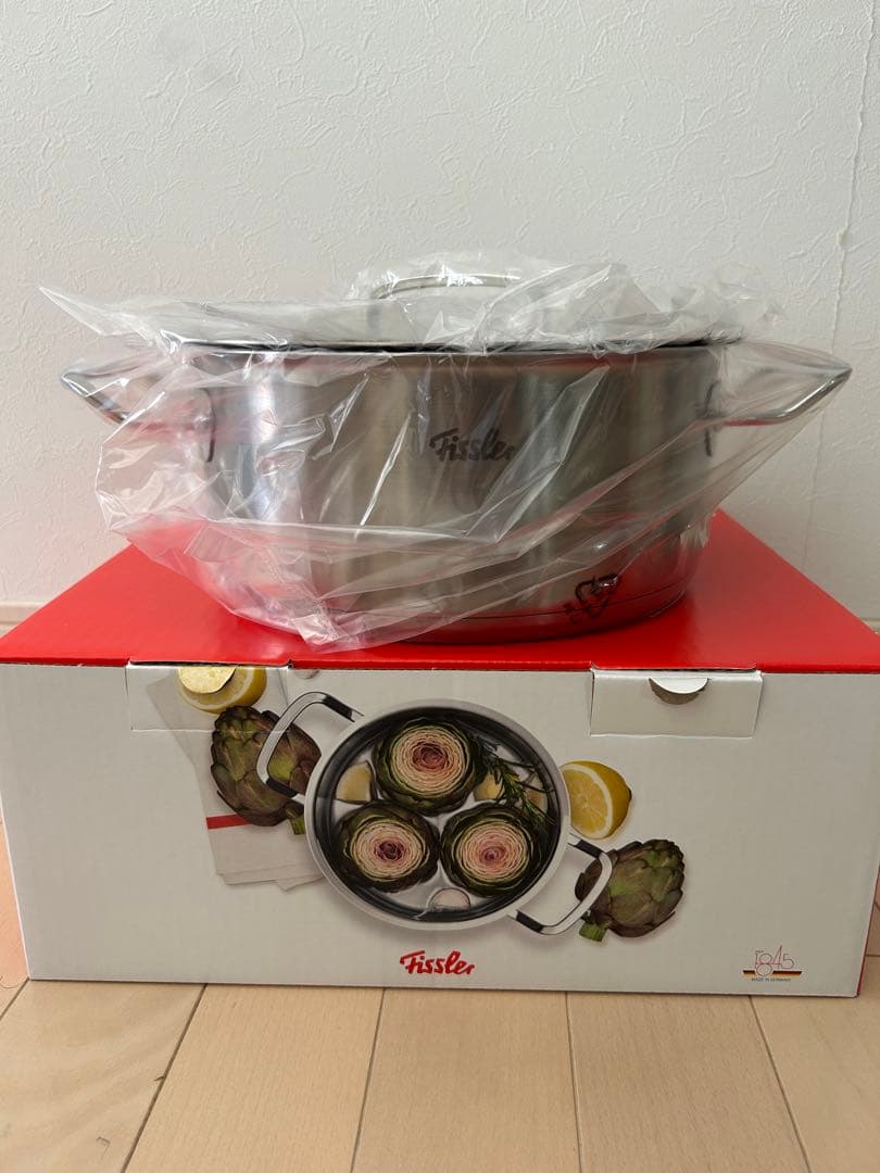 新品未使用　Fissler フィスラー　キャセロール　24cm (保証書、箱付) Fissler フィスラー オリジナル プロフィ コレクション キャセロール