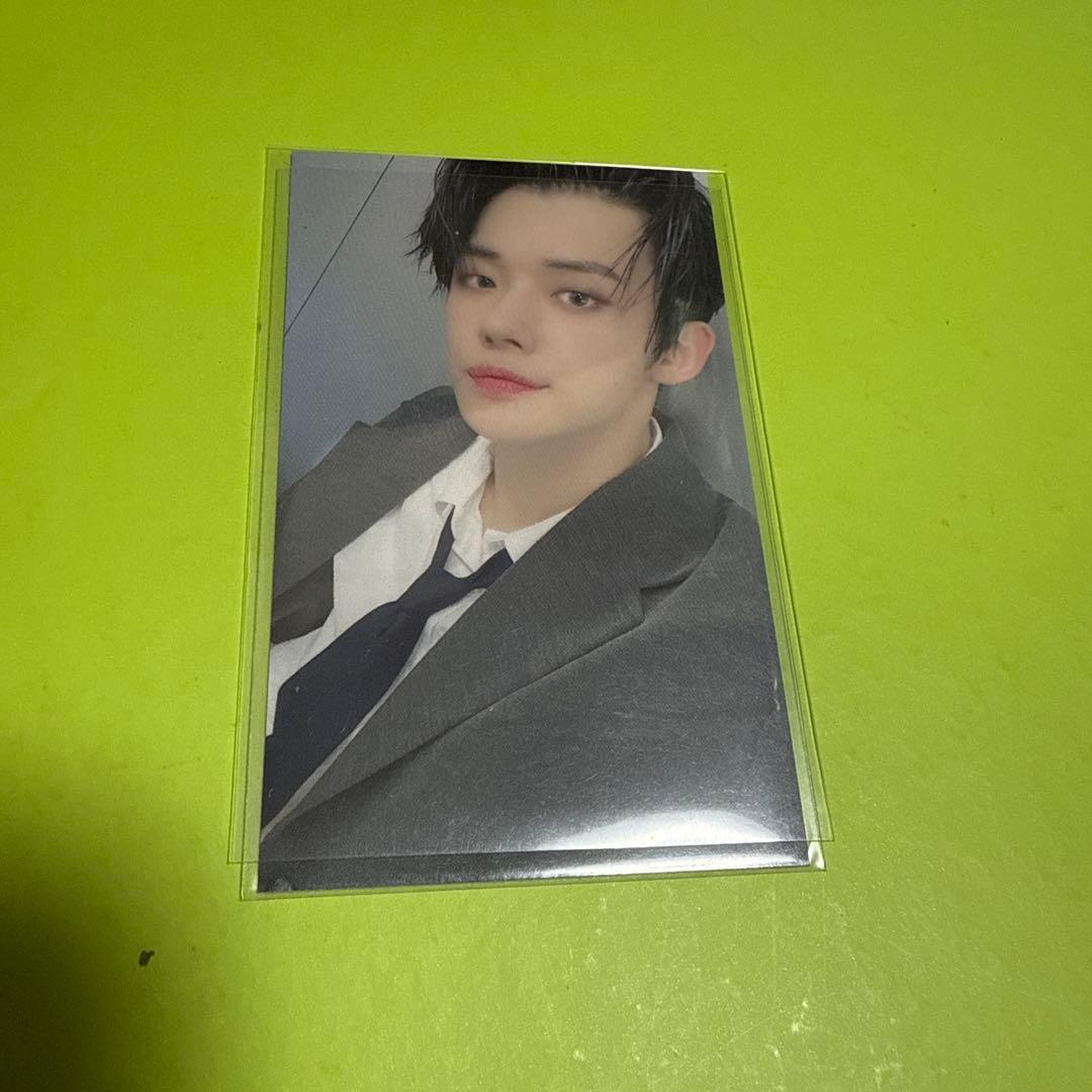 TXT トレカ ラキドロ ヨンジュン Freeze YEONJUN TXT 公式 FREEZE ヨンジュン トレカ - メルカリ