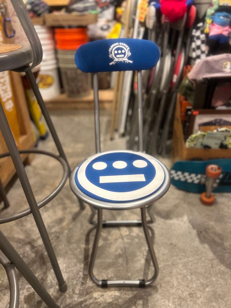 椅子 Custom upcycled pipe chair mini 13 Pipe chair wood | カフェチェア - 【公式】MAGIS SHOP｜マジス 直営