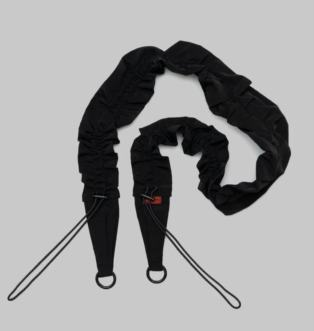 トポロジー スクランチーポケットスリング ブラック - メルカリ