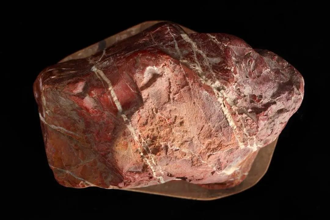 佐渡 錦紅石 錦石 赤玉石 台座付 3.1kg 水石 鑑賞石 天然石 盆石 飾石