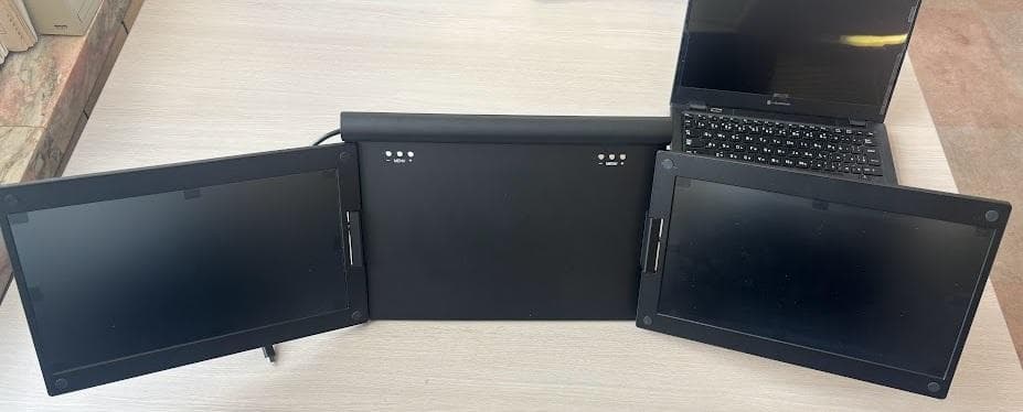 宇佐微っち さん専用 USB-C トリプルモニター 13.3inch Win専用