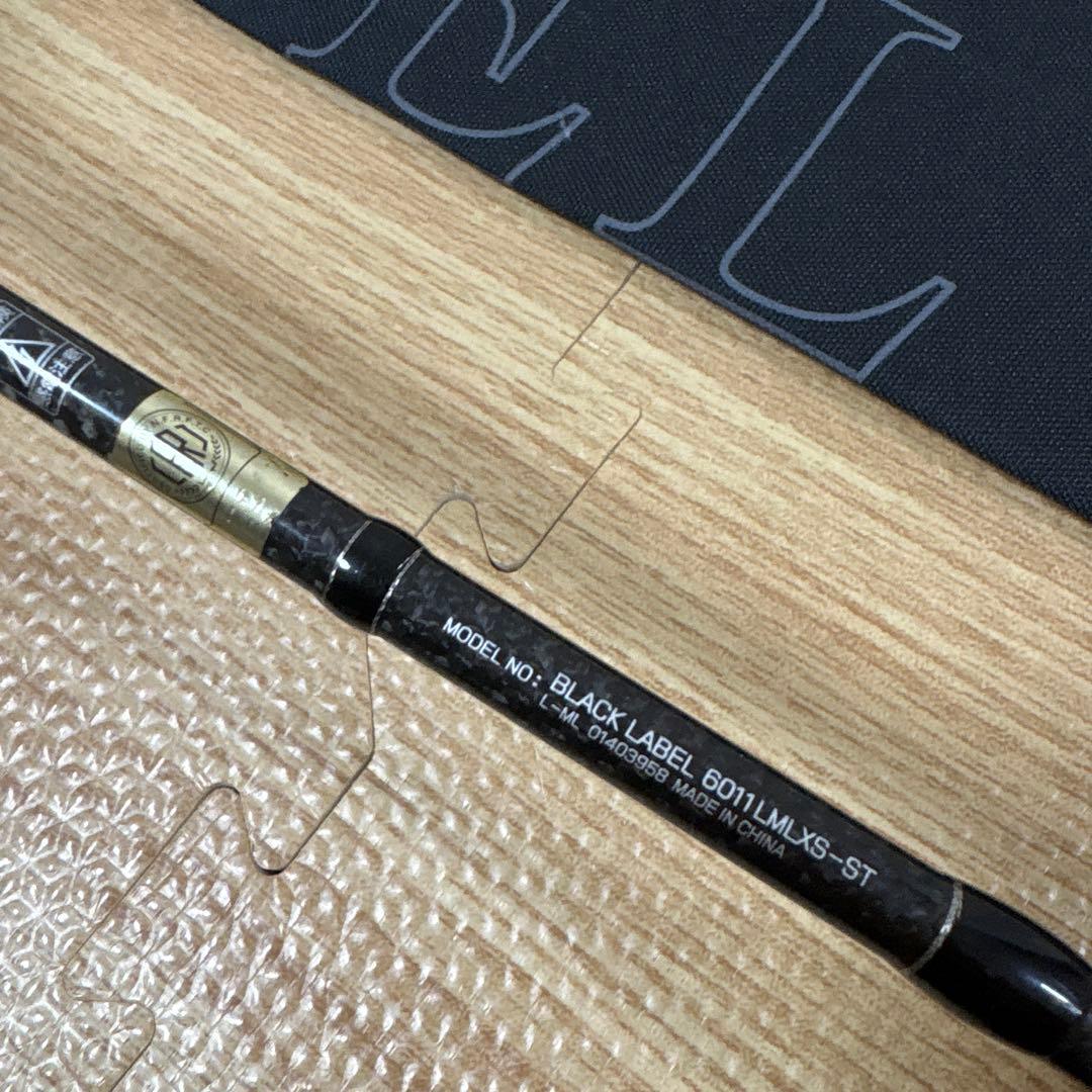 ダイワ ブラックレーベル(バーサタイル) 6011LMLXS-ST - メルカリ