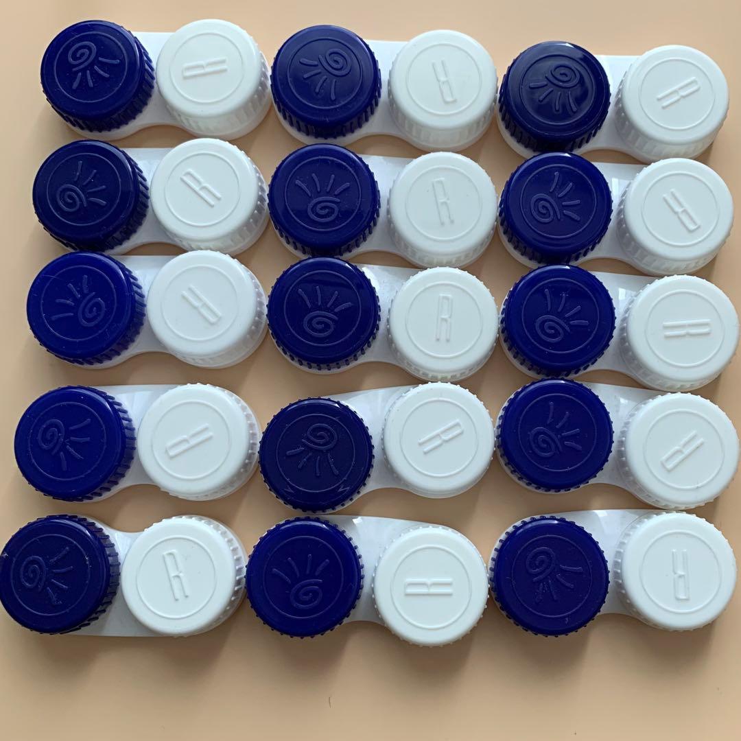 コンタクトケース 青と白 15個セット - メルカリ