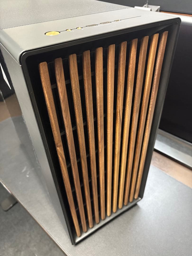 PCケース(自作PC用) FRACTALDESIGN North XL Charcoal Black TG Amazon.co.jp: Fractal Design North XL チャコールブラック TG- 140mm