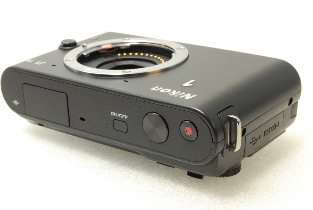 額入り］ くうちゃん様フォロー割_Nikon 1 J1 ❤️スマホ転送 ミラーレス