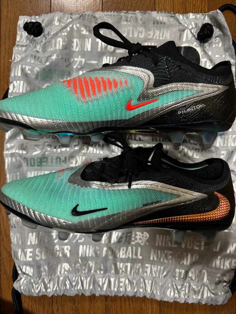 NIKE ファントム6 LOW LE FG PHANTOM+6+LOW+ELITE+LE+FG.png