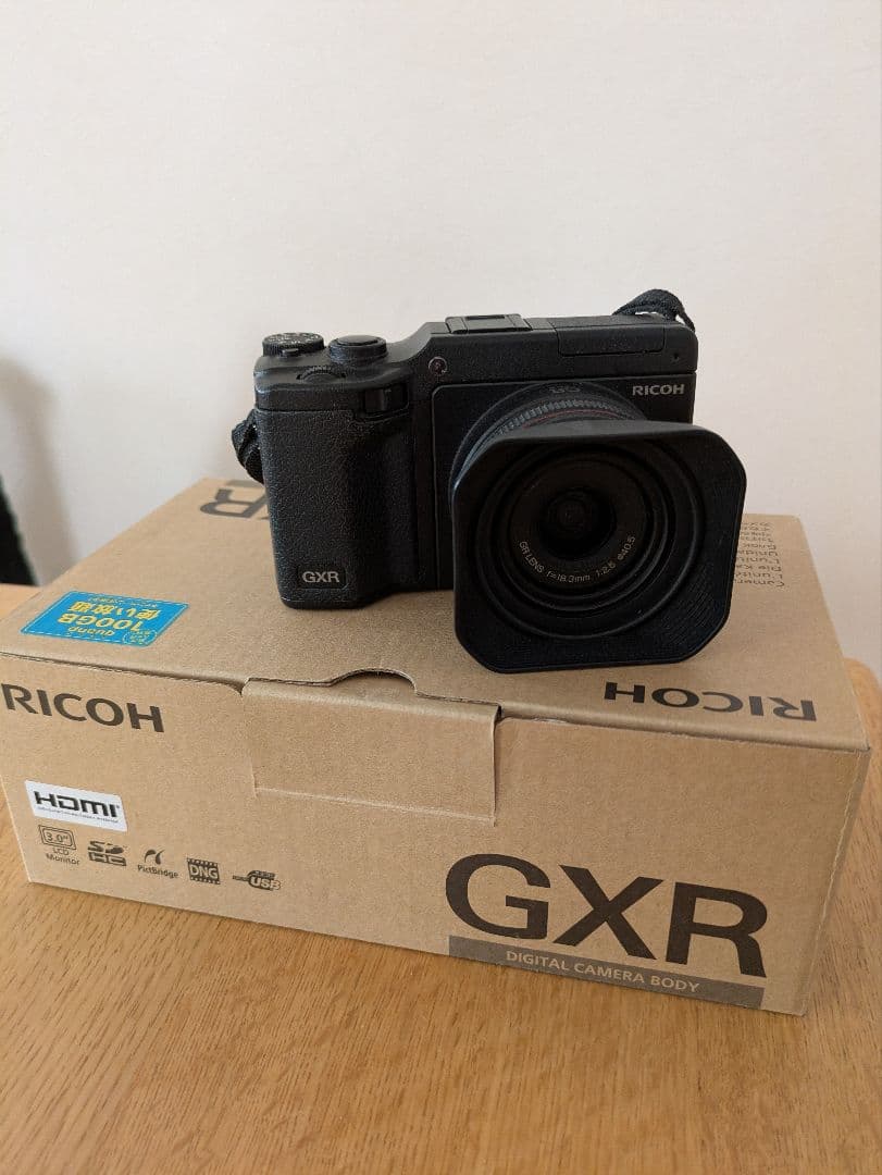 RICOH GXR ボディ+ GR レンズ A12 28mm F2.5 新製品レビュー：リコーGR LENS A12 28mm F2.5 - デジカメ Watch Watch