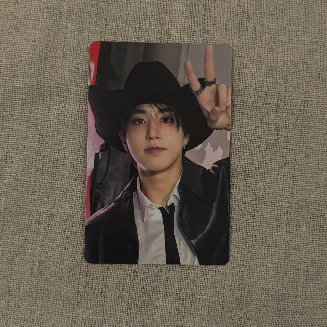 StrayKids ハン ジソンdoit POPUPフーディー付属トレカ - メルカリ