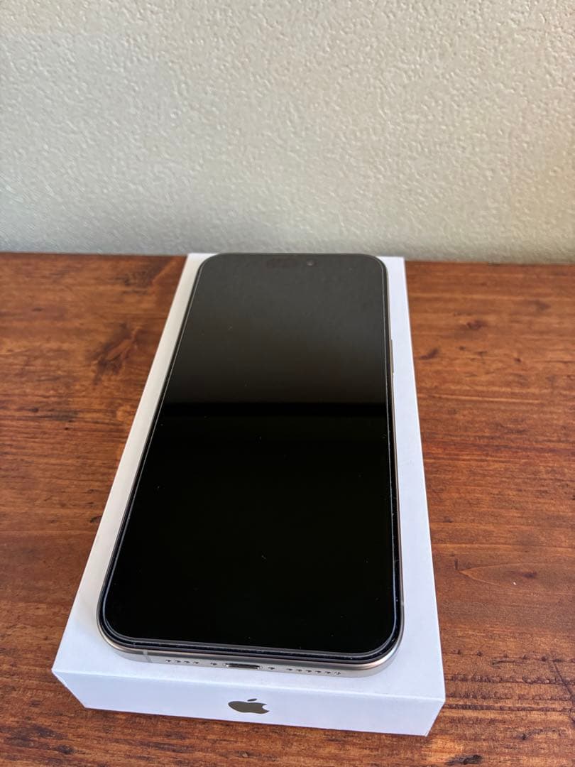 【美品】iPhone 15 Pro Max 256GB ナチュラルチタニウム Apple iPhone 15 Pro Max 256GB ナチュラルチタニウム SIMフリー 動作