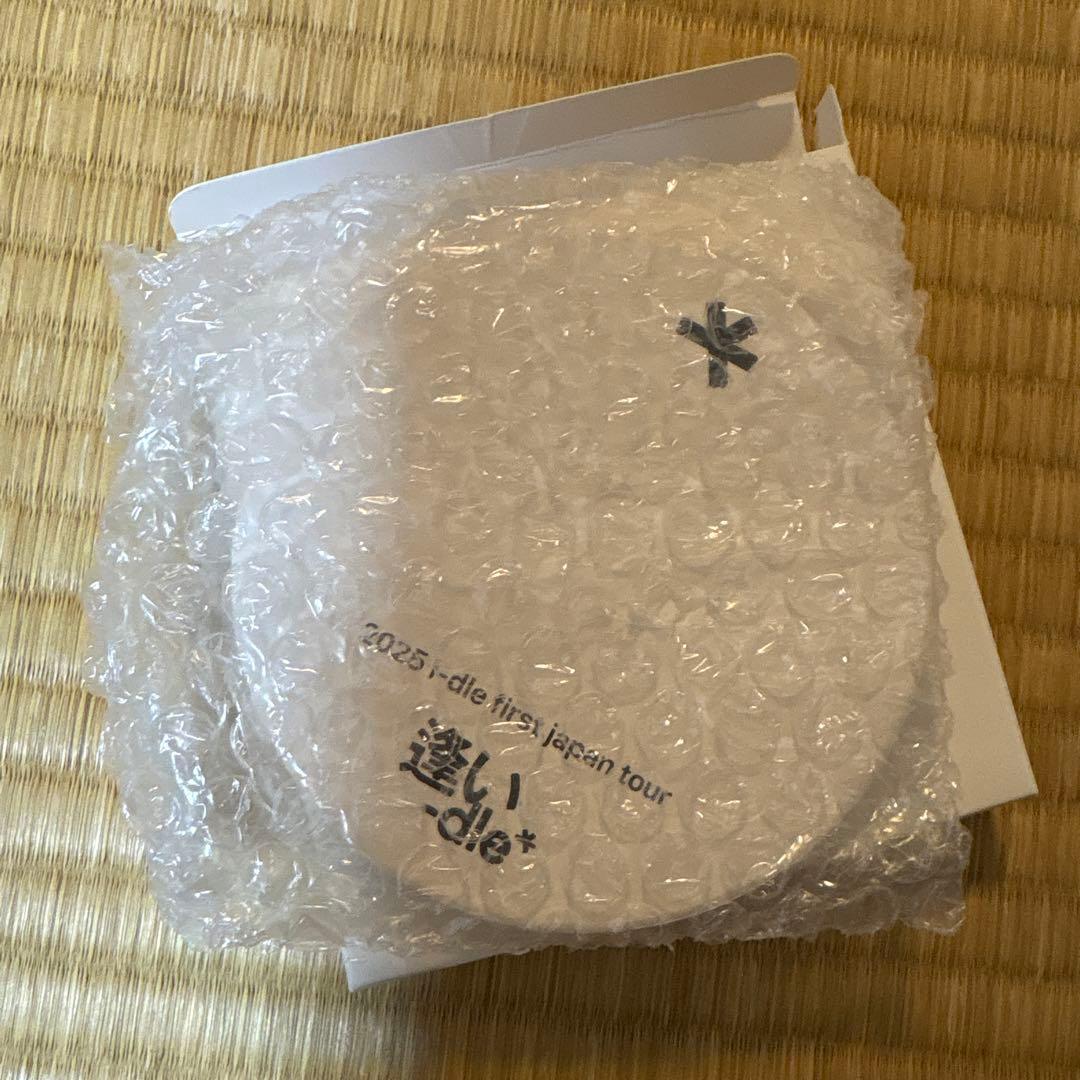 i-dle firstjapan tour逢い-dleのコースターとトレカ - メルカリ