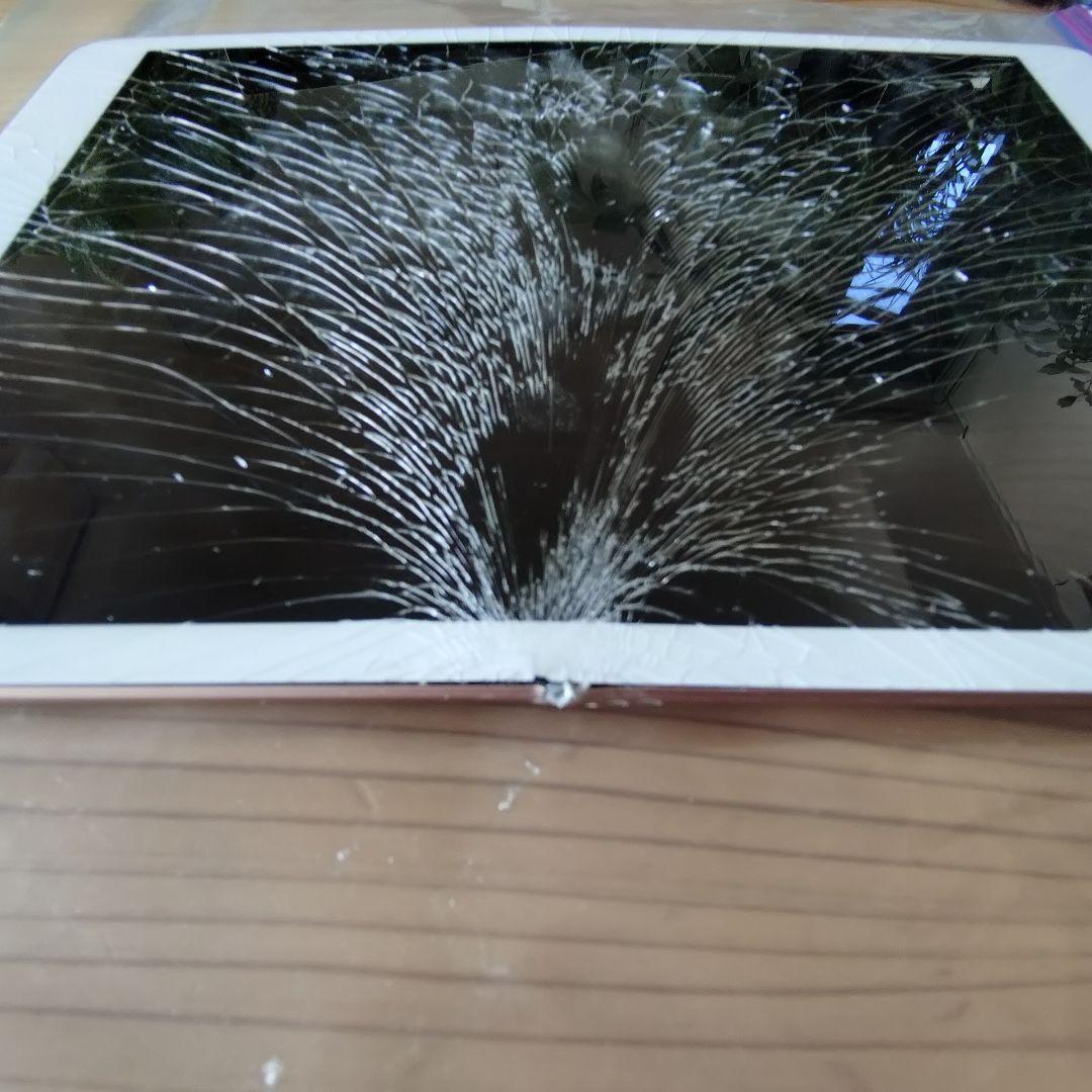 ジャンク】 iPad 第7世代 A2197 画面割れ - メルカリ