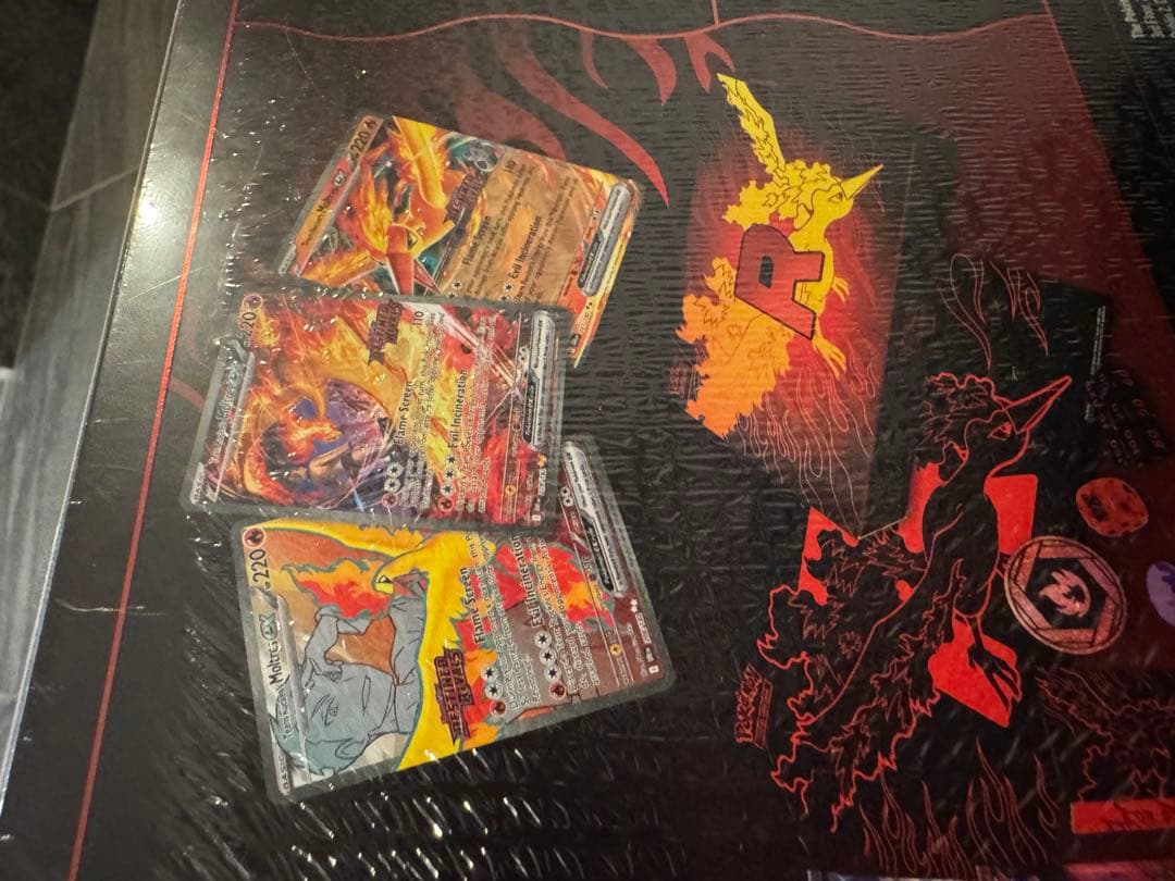 ポケモンカード フィイヤー ウルトラプレミアムコレクション 海外限定