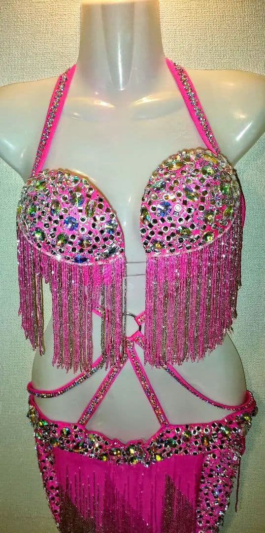 【新品】エジプト製ネオンピンク ベリーダンスセットアップ エジプト製 ハリージドレス ラベンダー lw1899 - ベリーダンス衣装