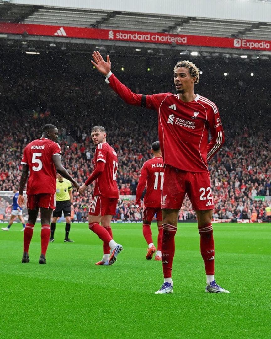 リバプール 25/26 ユニフォーム ホーム 長袖 正規品 エキティケ - メルカリ