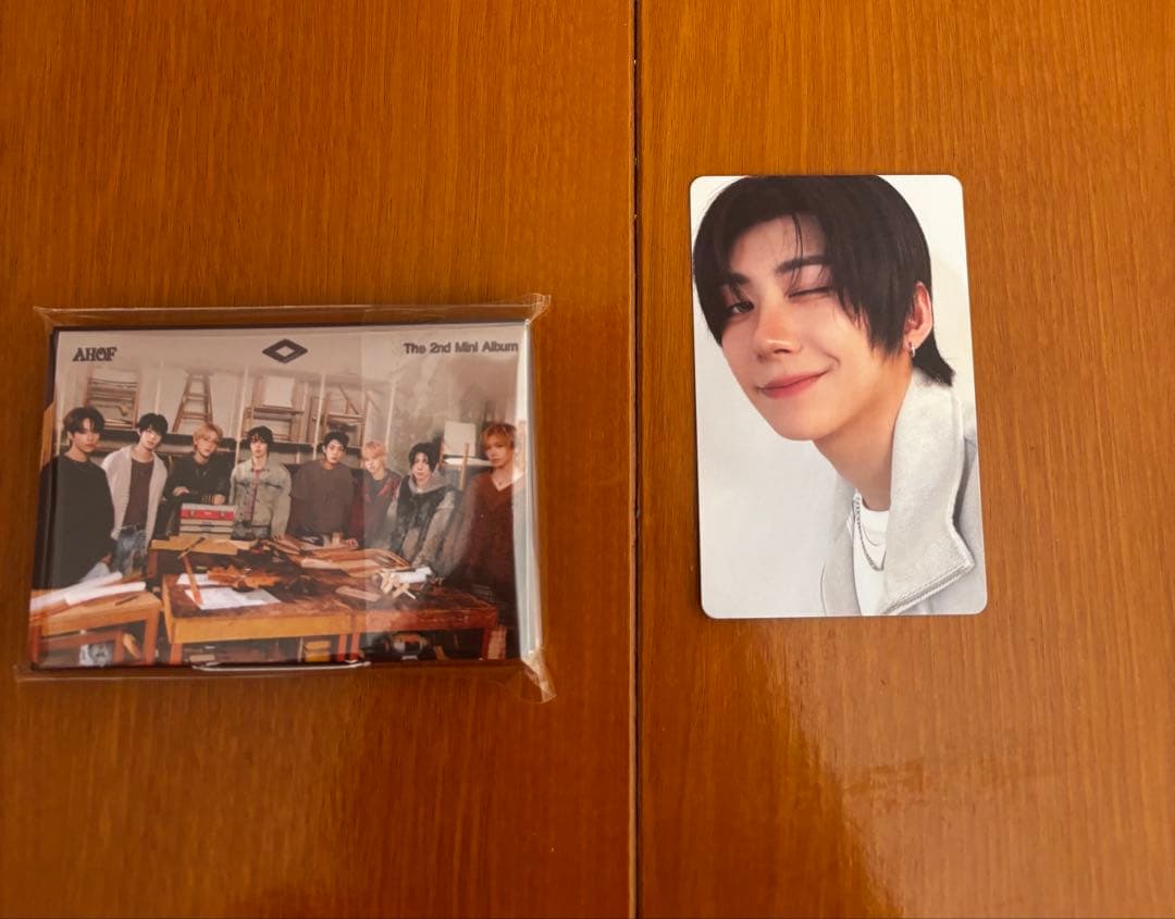 AHOF 2nd mini album + パクハン トレカ - メルカリ