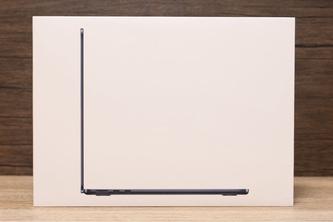 美品 MacBook Air M2 13インチ 256GB バッテリー100% 送料無料【美品】MacBook Air 2022 13インチ SSD 256GB Apple M2