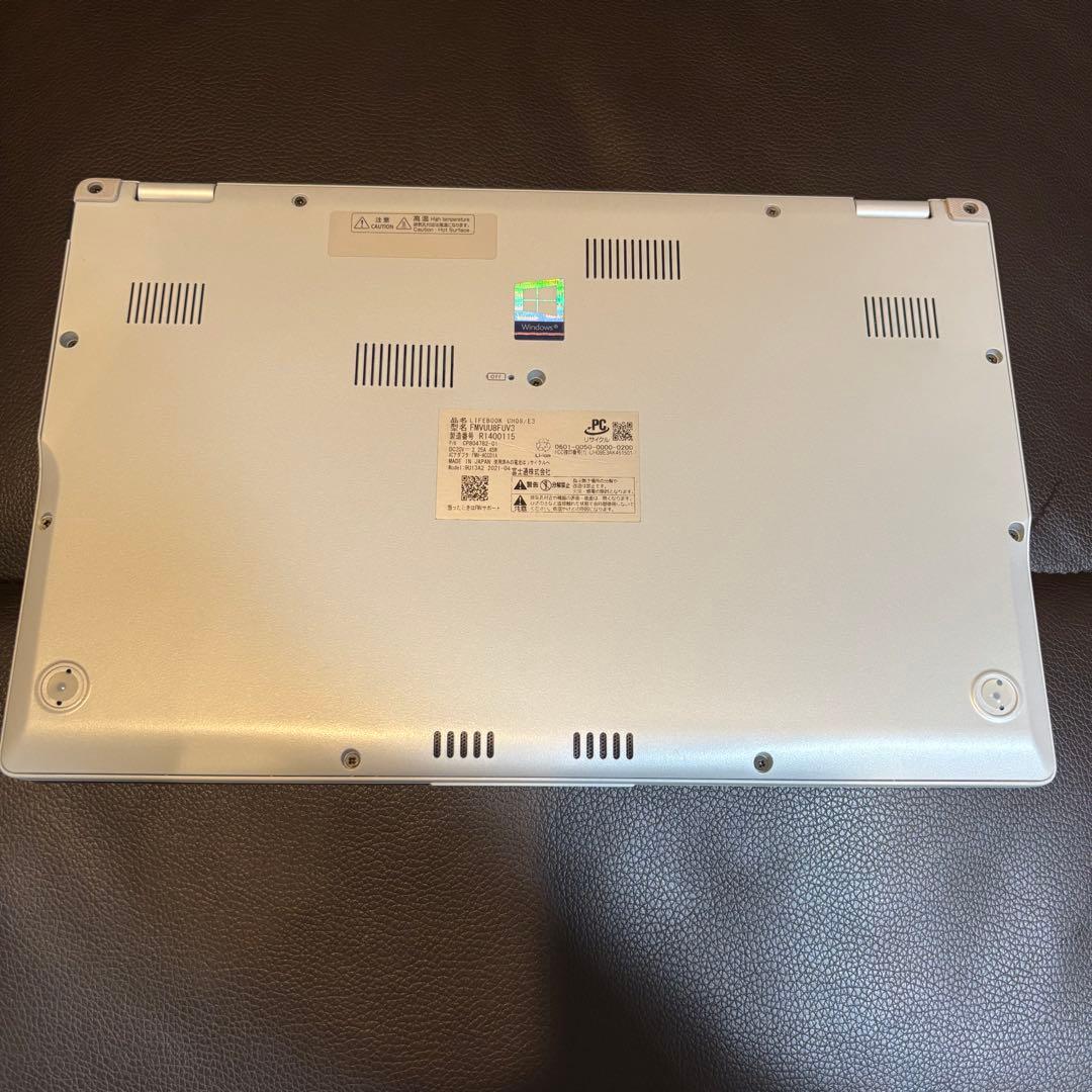 美品】i5 LIFEBOOK UH08/E3 Intel xe GPU搭載！