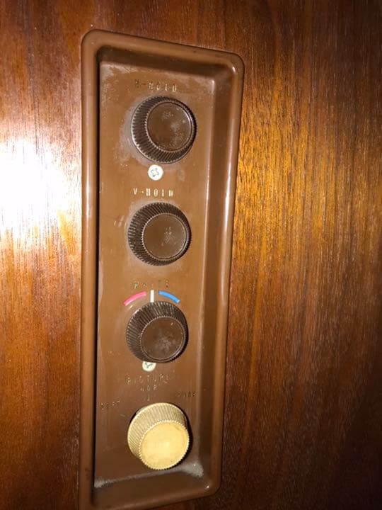 ナショナル製ブラウン管カラーテレビ 直接引取り専用です - メルカリ