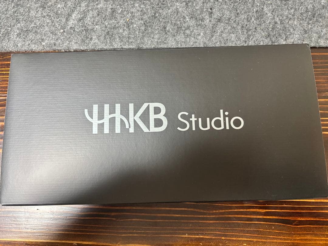 HHKB Studio メカニカルキーボード 雪　日本語 打鍵感最高のオールインワンキーボード｢HHKB Studio｣に雪モデルが出た