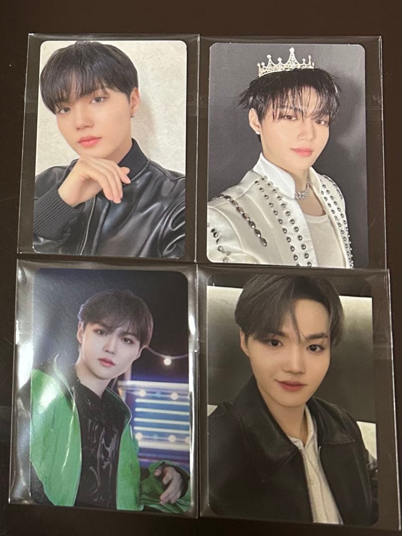 treasure ドヨン トレカ 4枚セット - メルカリ