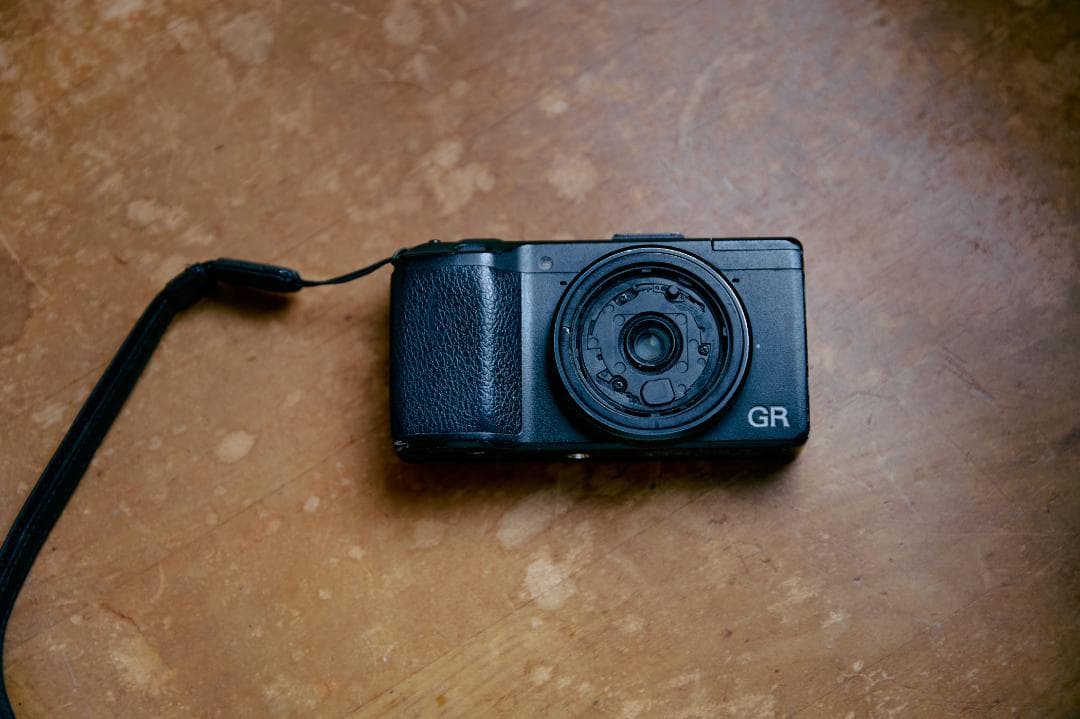 ジャンク　RICOH GR APS-C 初代 RICOH GR コンパクトデジタルカメラ 本体 初代 APS-C GR1 バッテリー