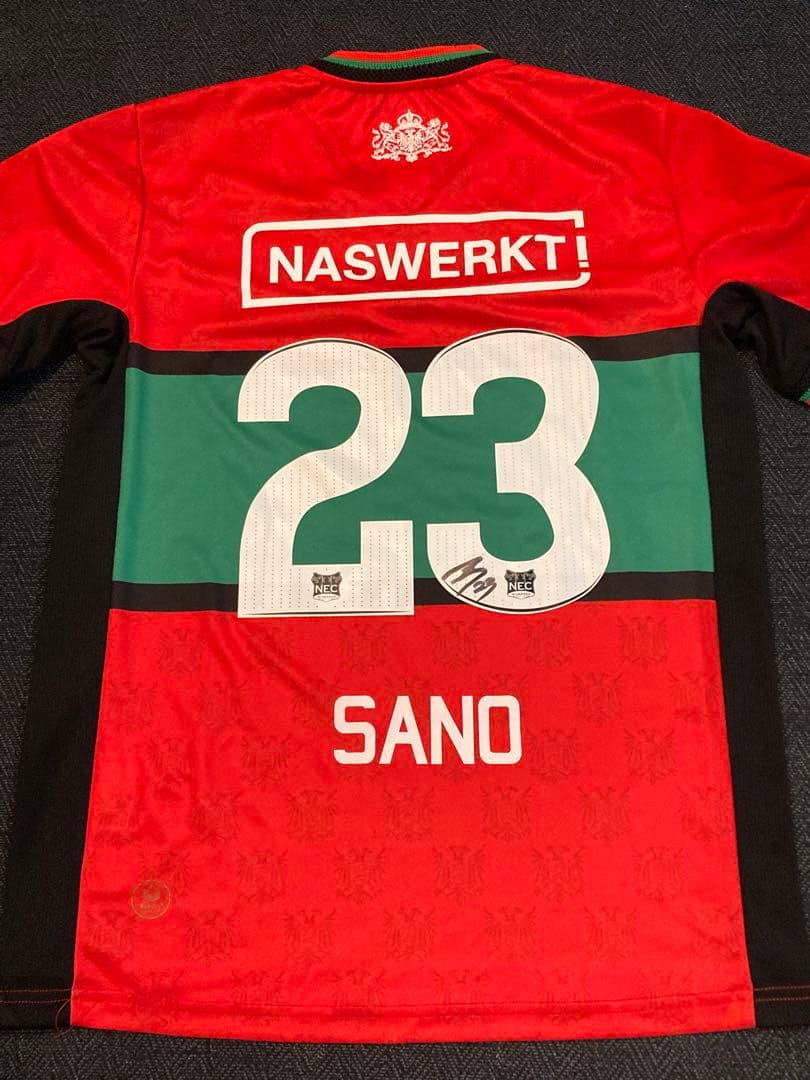 サッカーユニフォーム NEC 小川航基も着る？オランダ1部NEC、23-24新ユニフォームは懐かしき「90