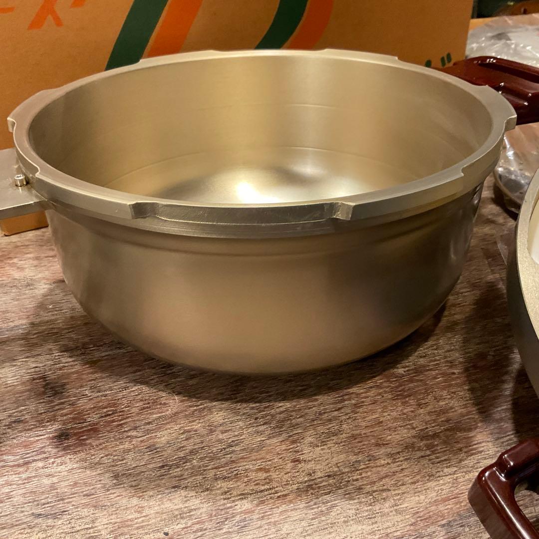 希少 新品未使用！ピースター 圧力鍋 ゴールド 4.5L レトロ 関西軽金属工業