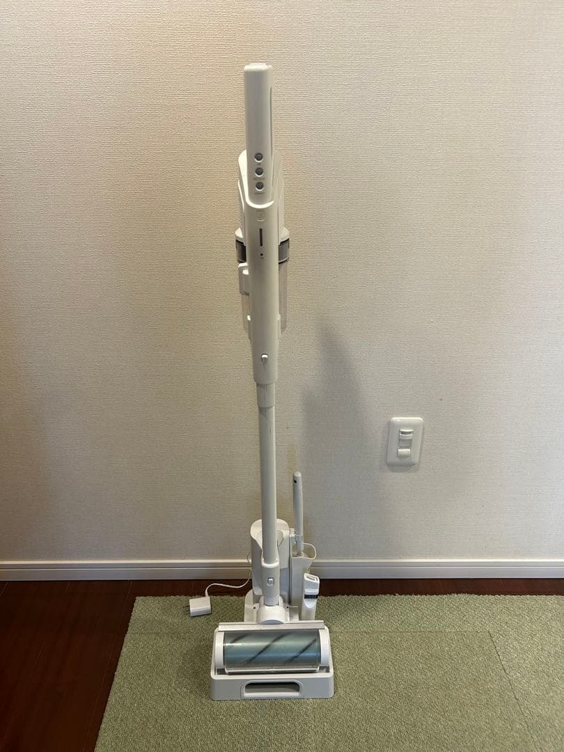 IRIS OHYAMA 充電式サイクロンスティッククリーナSCD-210P 楽天市場】アイリスオーヤマ 充電式 サイクロンスティッククリーナー