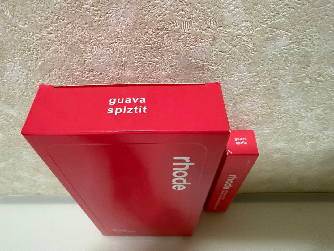 rhode guava spritz ケースリップ付き - メルカリ