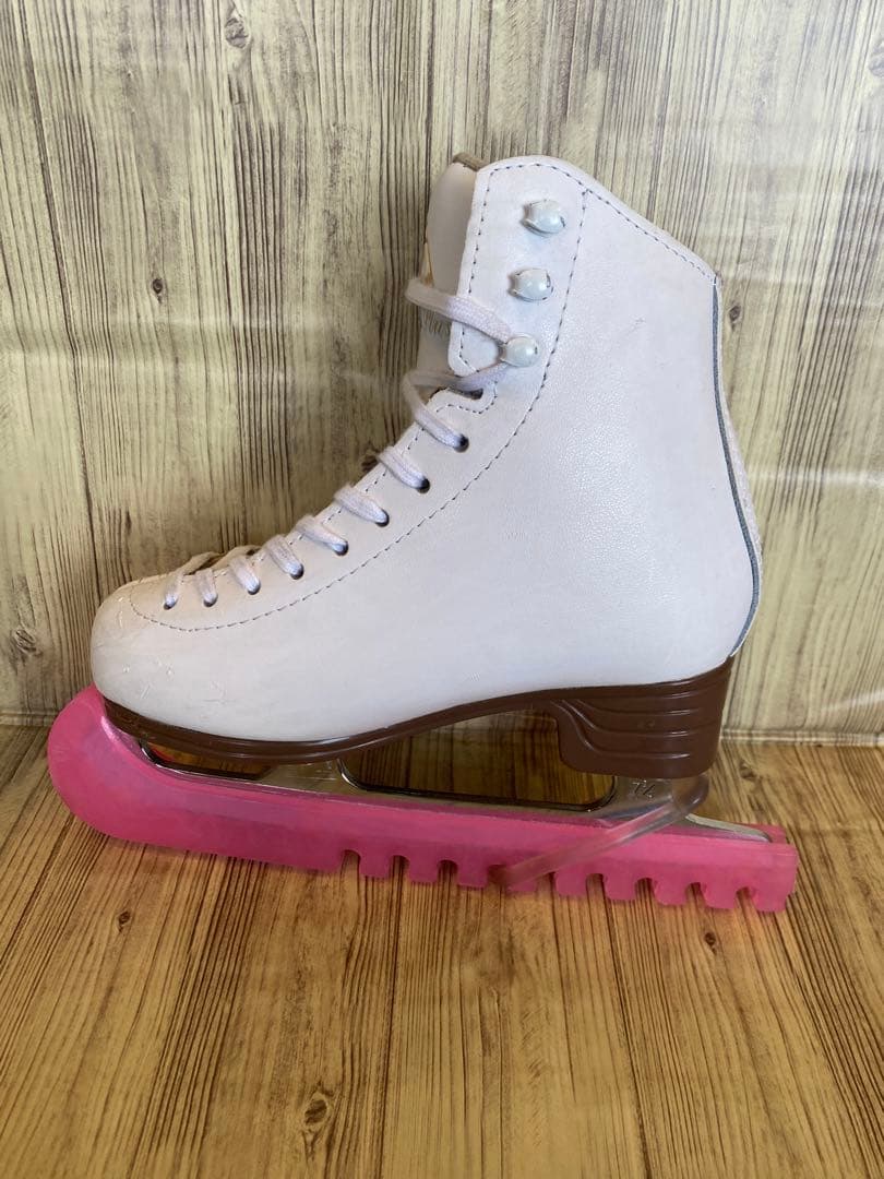 ジャクソン フィギュアスケート靴 ホワイト 1691 / 12J - メルカリ