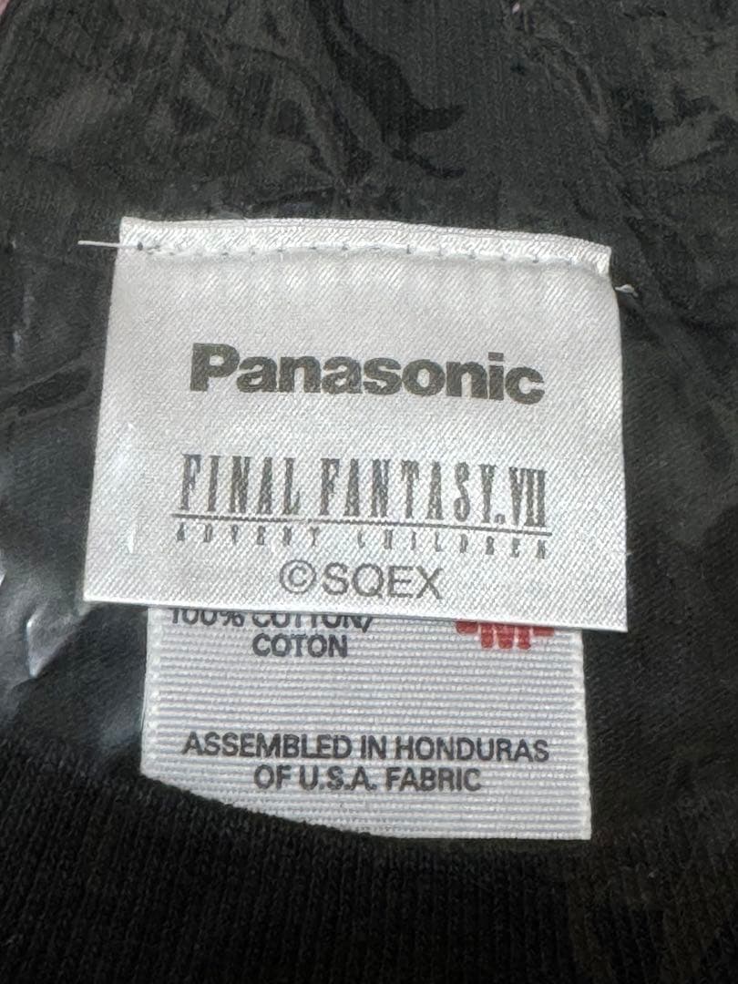 P900iV ファイナルファンタジー アドベントチルドレン Tシャツ