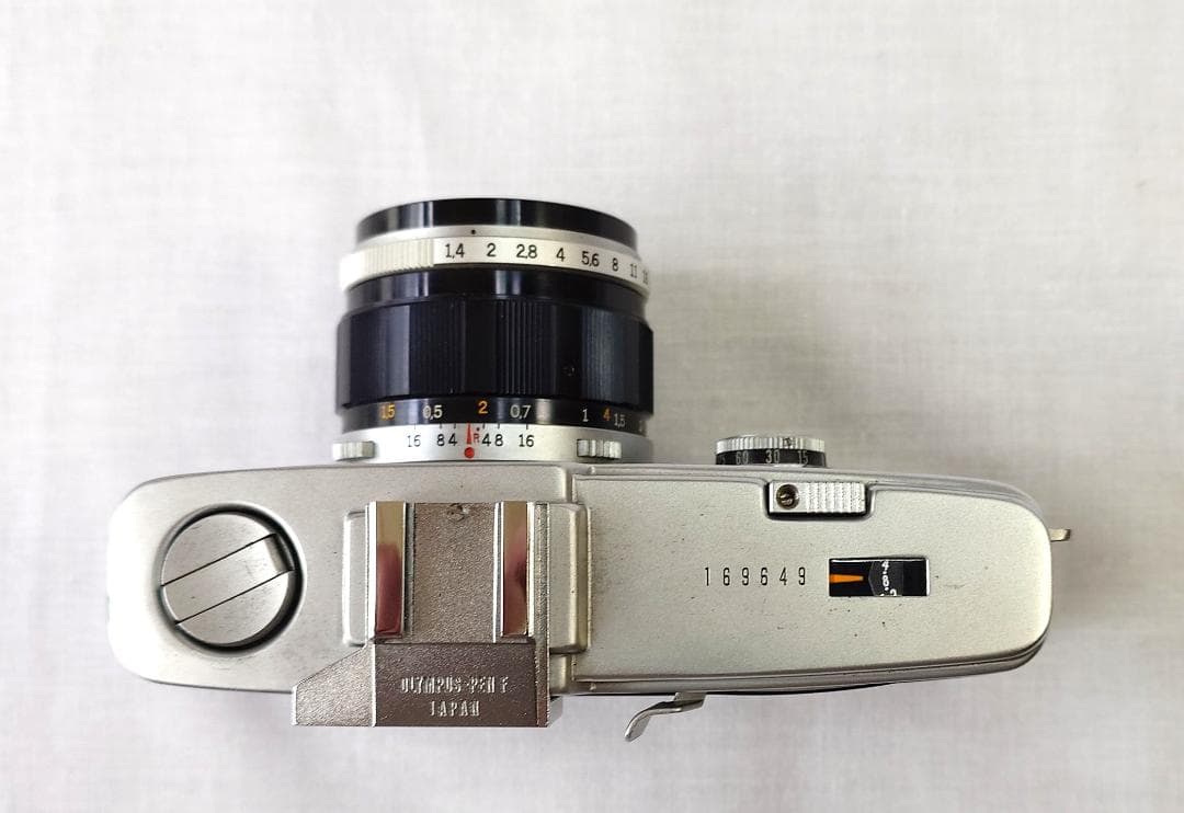 OLYMPUS PEN-F (露出計/40㎜ｆ1.4/50-90㎜ ｆ3.5）