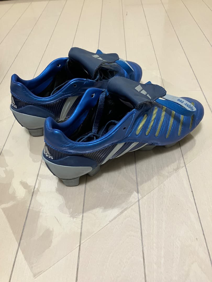 し*ゅ様 アディダス プレデターパルス 26.0cm タグ無し新品・未使用