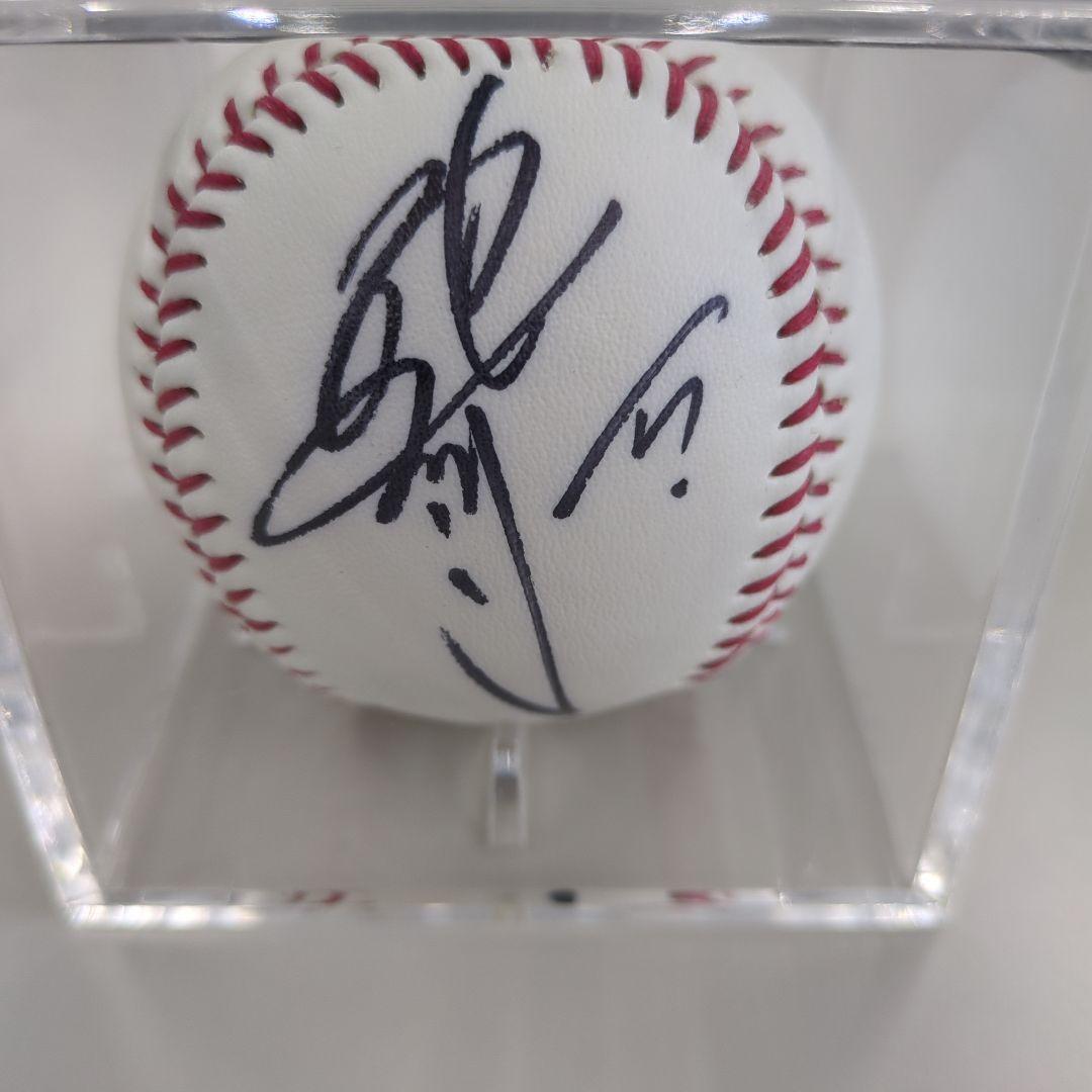 レア】栗原健太選手 直筆サインボール（広島東洋カープ・ケース付き