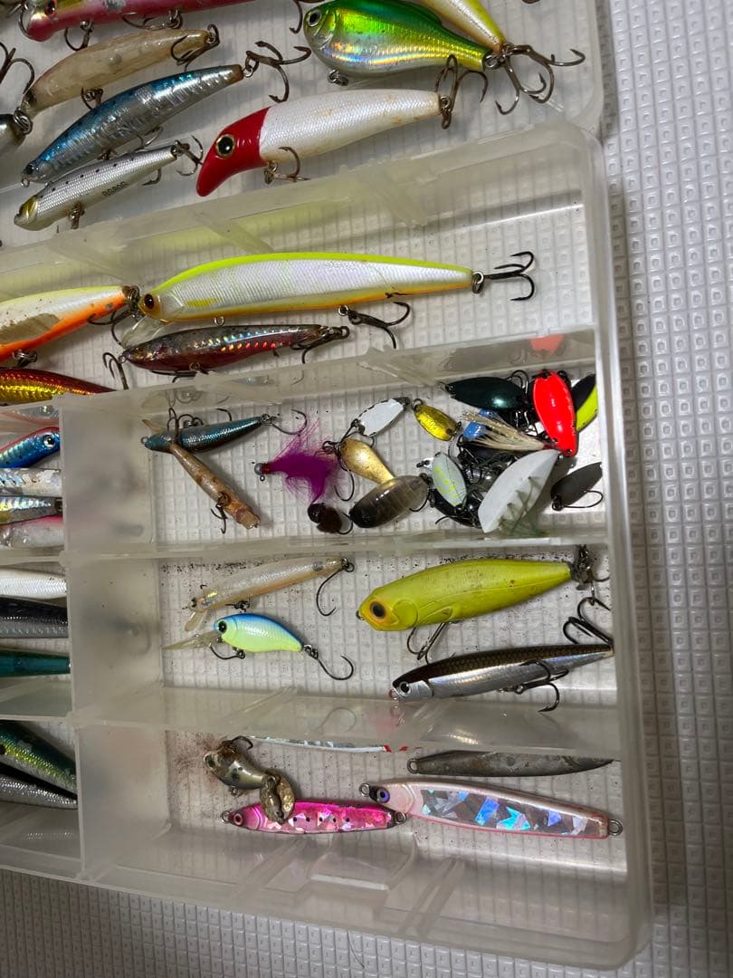 シーバス、トラウトなどなどルアーごちゃ混ぜセット（ジャンク品もあり