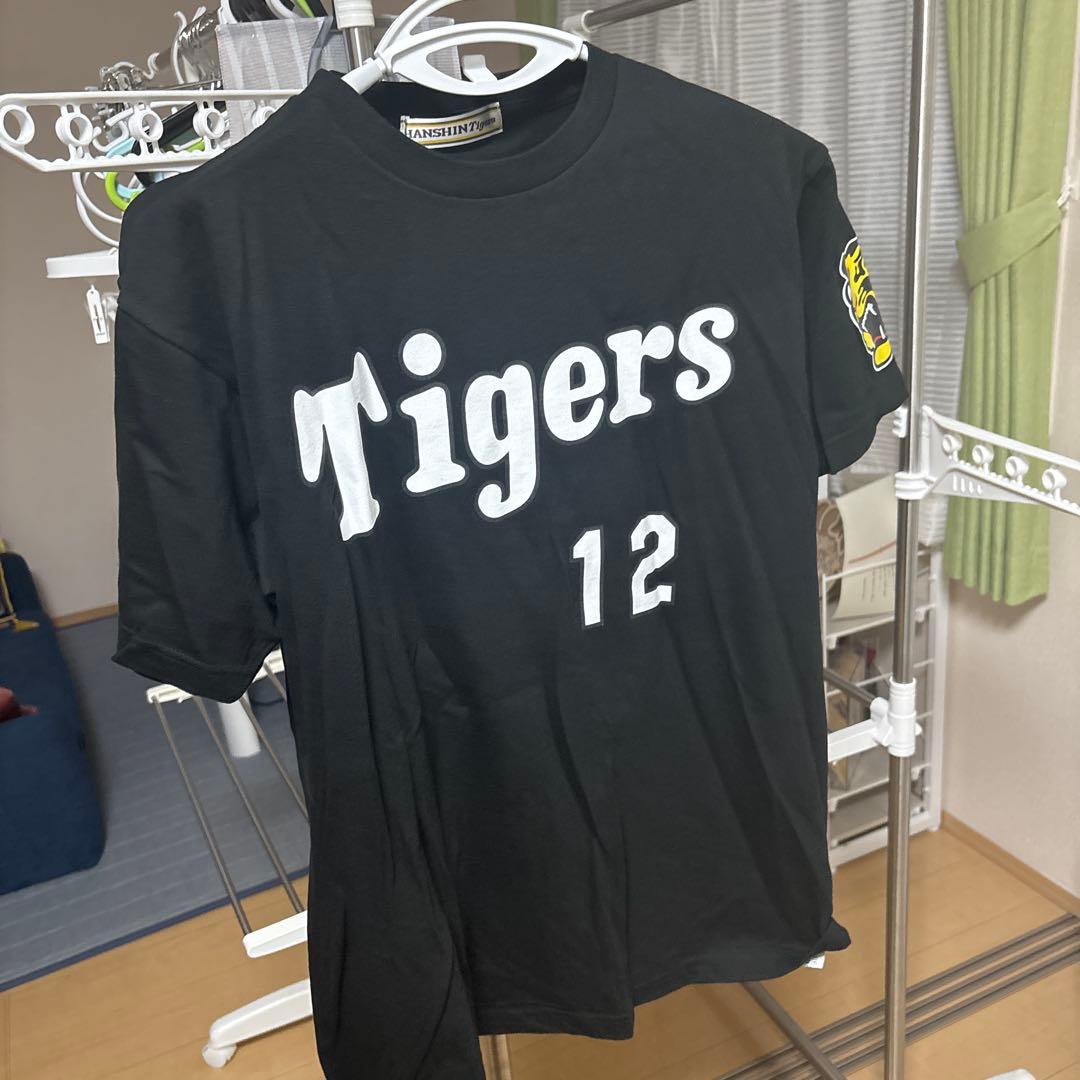 阪神タイガース 背番号Tシャツ 坂本誠志郎背番号12tシャツ ブラック M